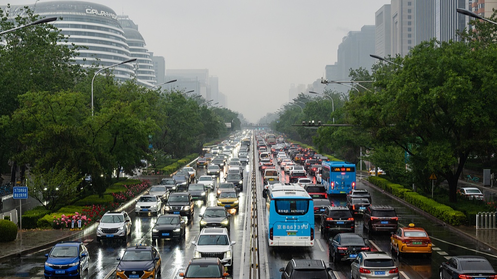 提醒北京6月30日起尾号限行轮换